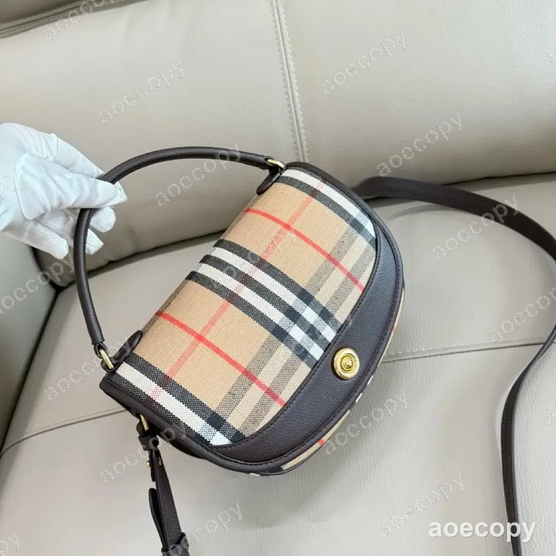 新作 バーバリー バッグ 偽物 0287B3F1 No.0332