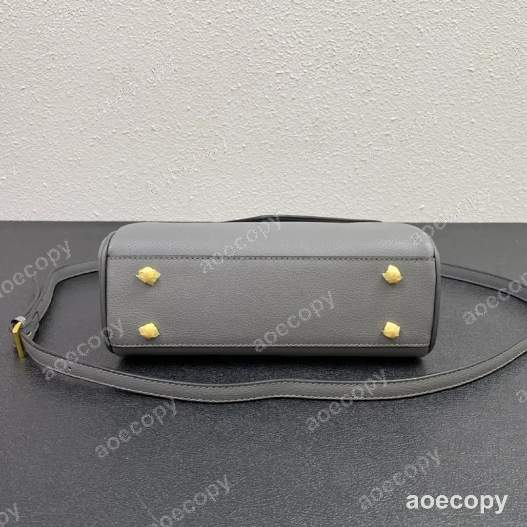 大人気★ プラダ バッグ 偽物 DD2903150 No.0149