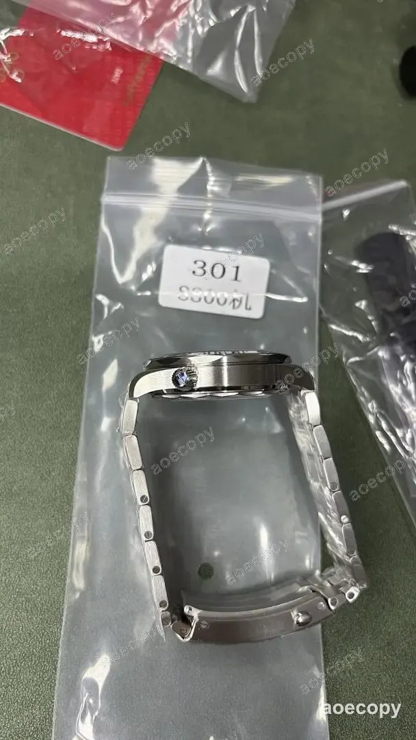 注目の新作 オメガ シーマスター ホワイト ウォッチ N級品 DD8800 No.0127