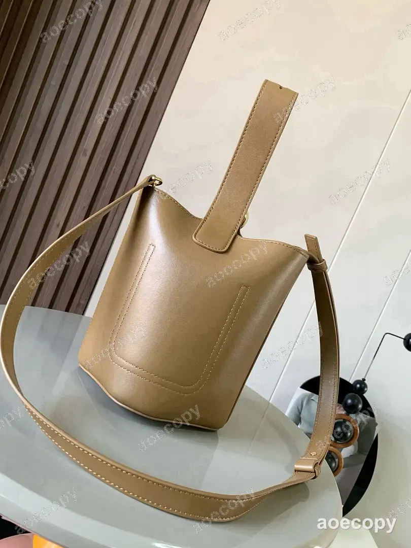 人気新作 ロエベ バッグ N級品 No.0345