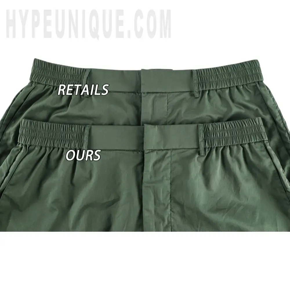 Elastic waistband detail image of the pants