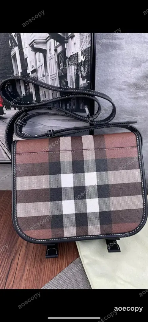 大人気★ バーバリー バッグ N級品 0241CF0A No.0342