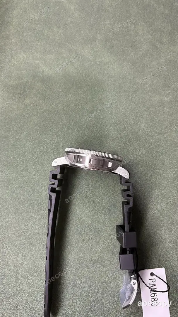 激安 パネライ ウォッチ N級品 PAM683 No.0011