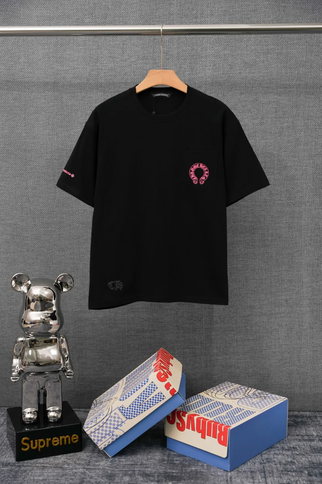CH Pink Horseshoe Pocket Logo T-Shirt