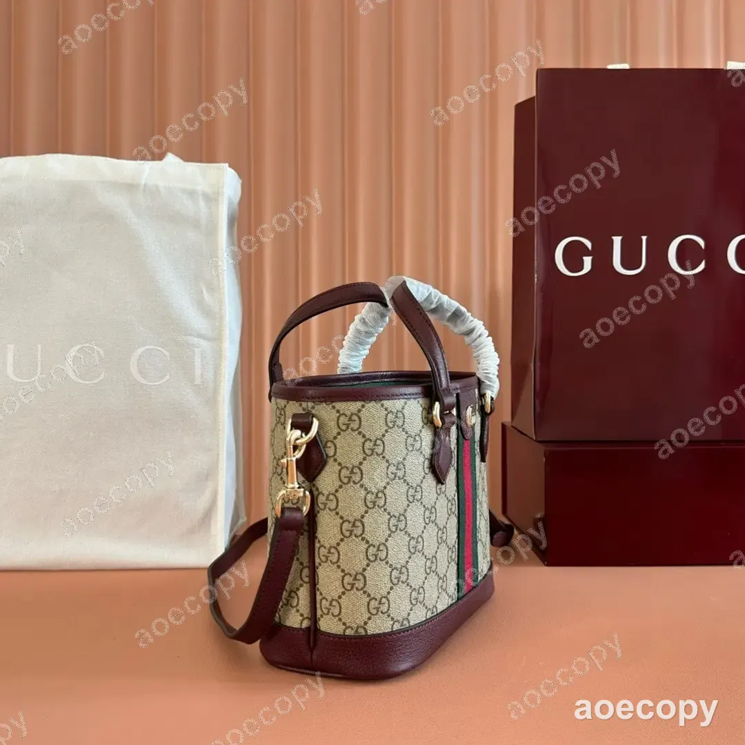 大人気★ グッチ ショルダーバッグ 偽物 836848 No.0346