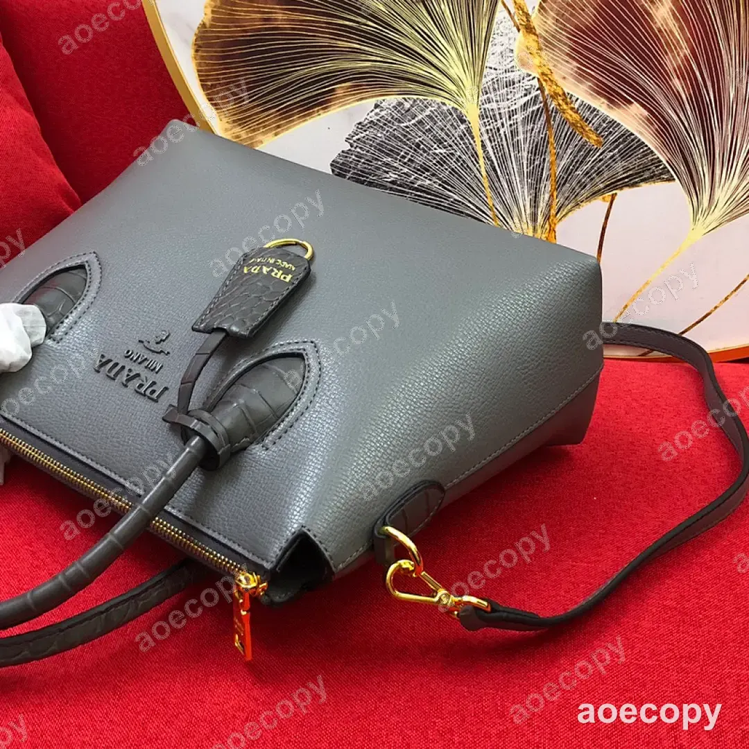 人気新作 プラダ バッグ N級品 DD2802850 No.0022