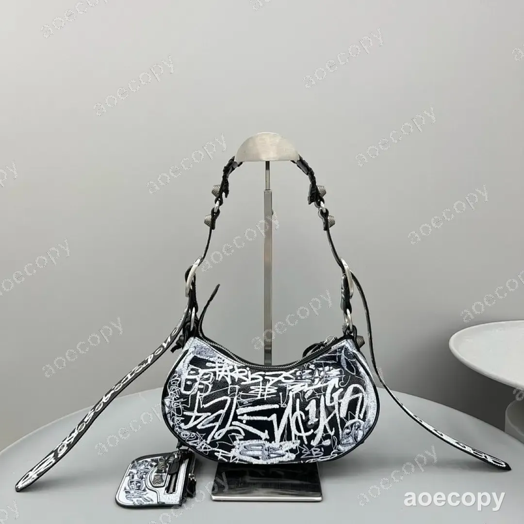 人気新作 バレンシアガ ル カゴール バッグ N級品 No.0162