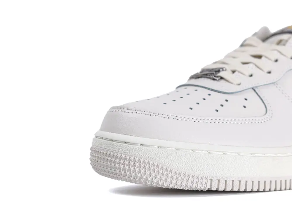 the toe box