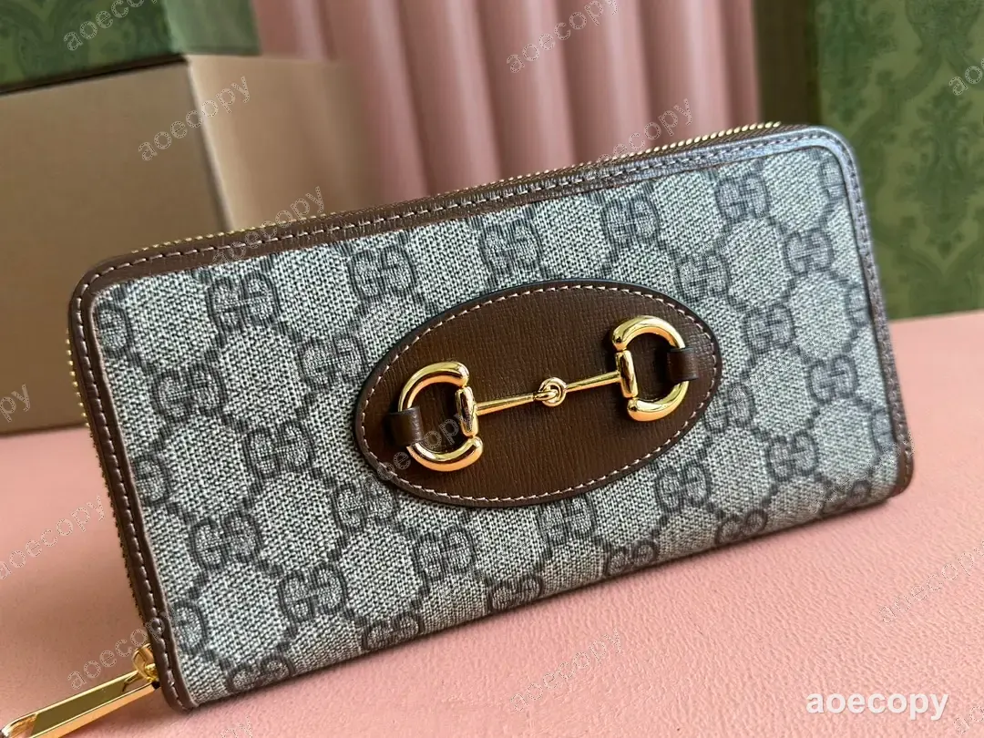 可愛い グッチ ウォレット スーパーコピー 621889 No.0236