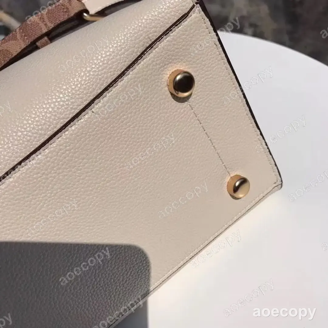 激安 コーチ バッグ N級品 NT2500 No.0066