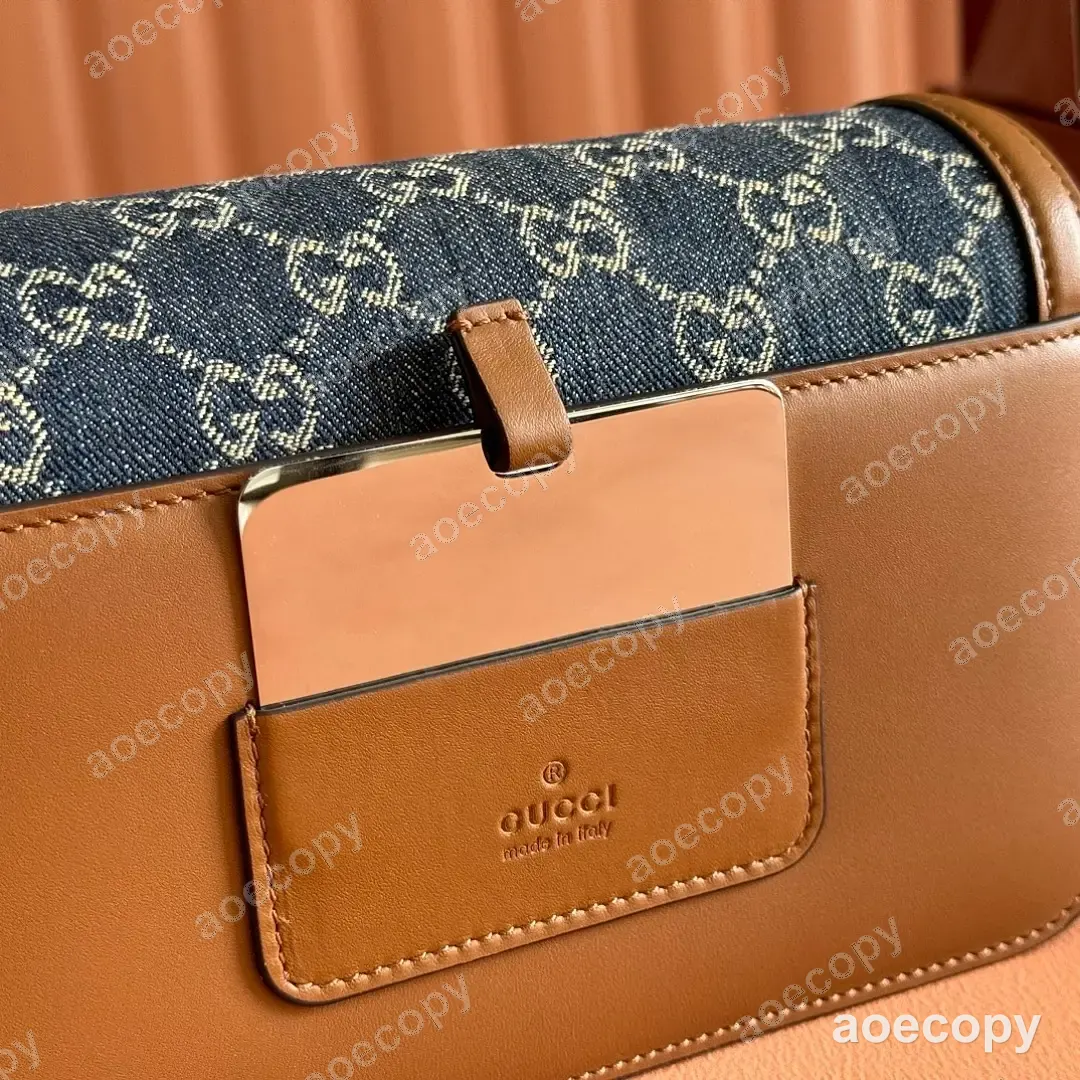 大人気★ グッチ モノグラム ショルダーバッグ スーパーコピー 826761 No.0034