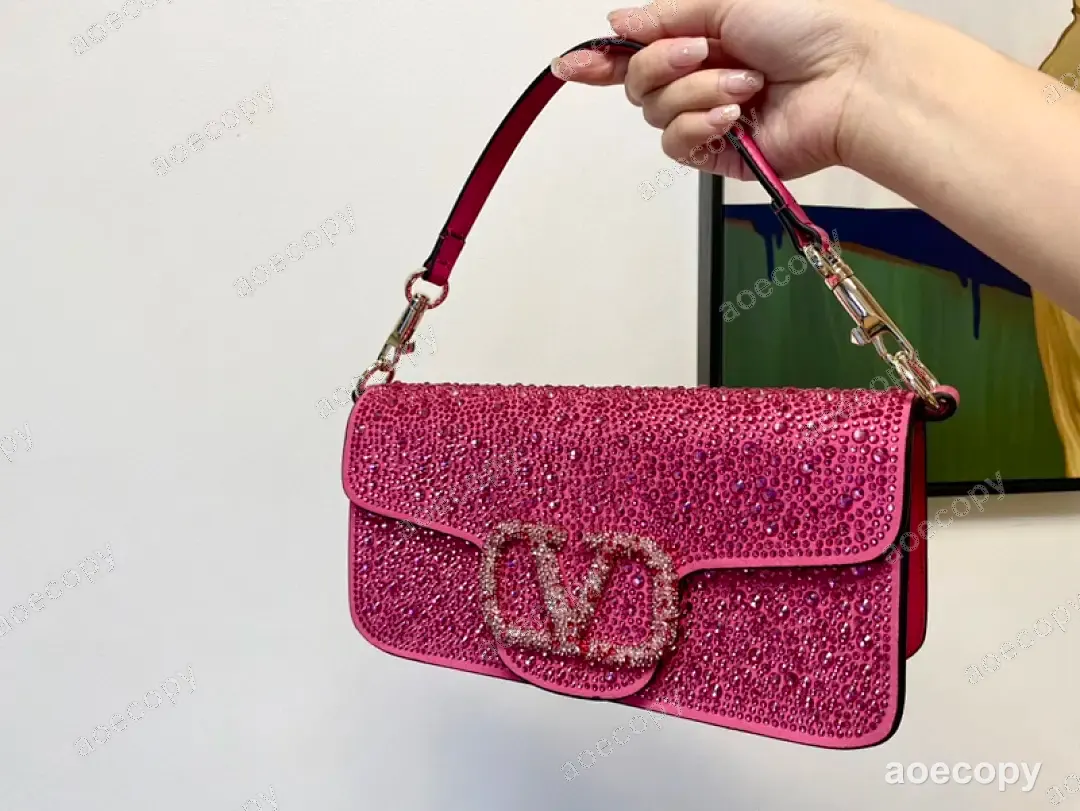 大人気★ ヴァレンティノ バッグ コピー 0136B55D No.0396