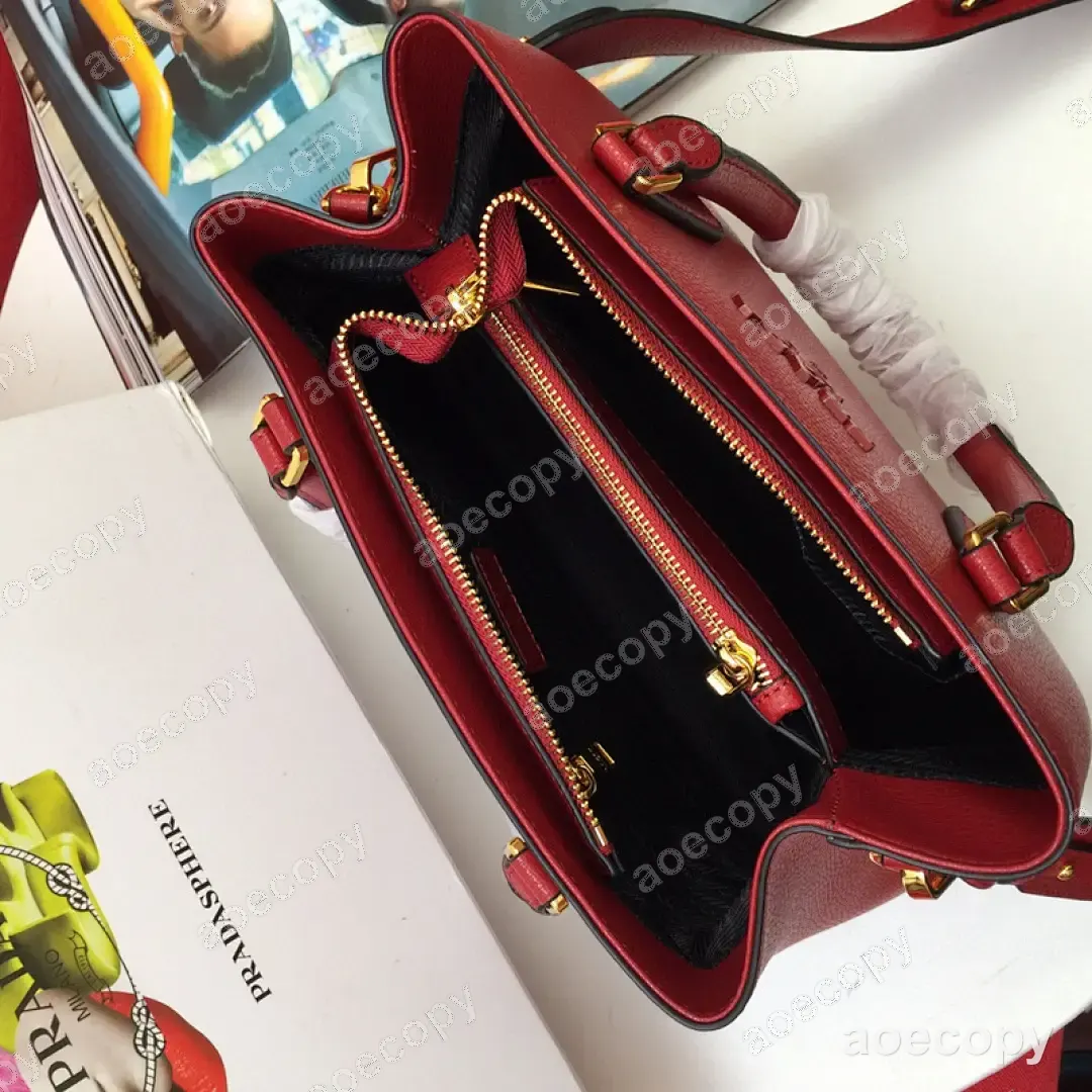 大人気★ プラダ バッグ N級品 DD2802850 No.0062