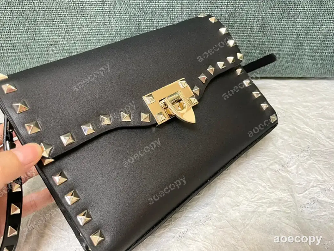 大人気★ ヴァレンティノ バッグ 偽物 000766AC No.0354