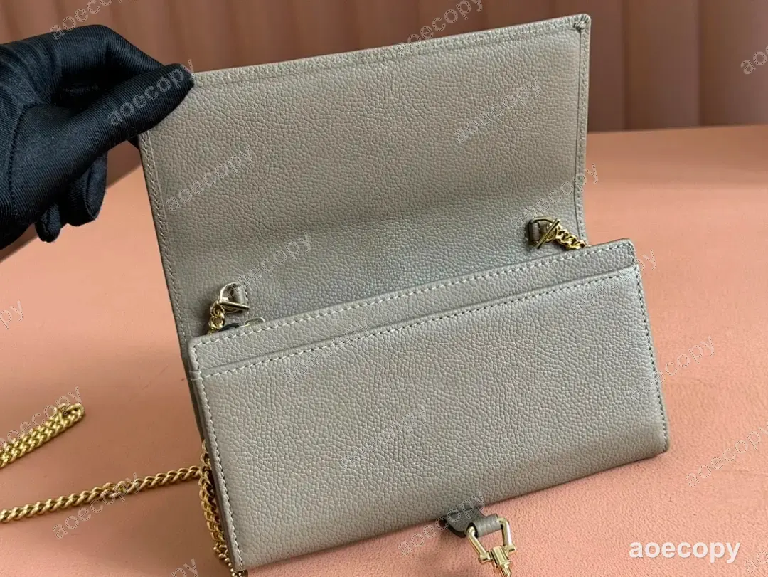 新作 グッチ ウォレット スーパーコピー 652681 No.0234