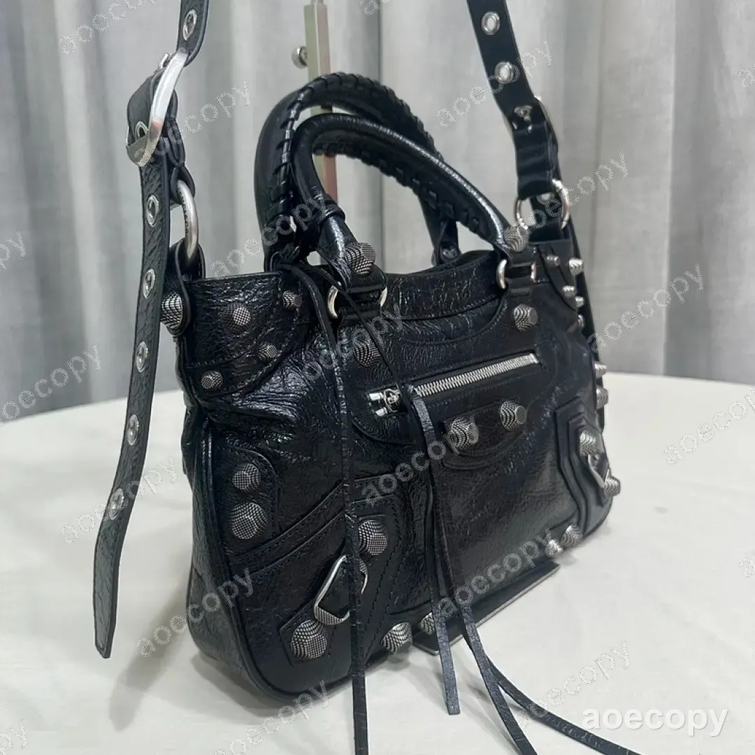 大人気★ バレンシアガ ル カゴール バッグ N級品 No.0067