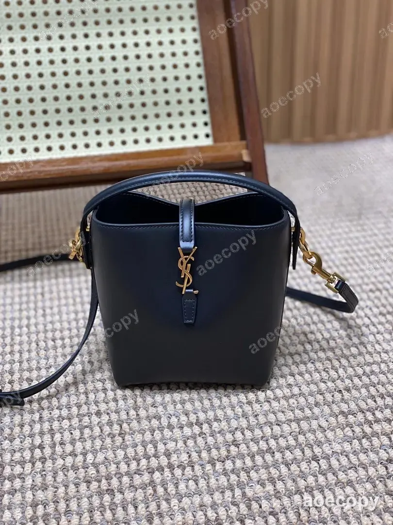 大人気★ サンローラン ハンドバッグ 偽物 765870 No.0557