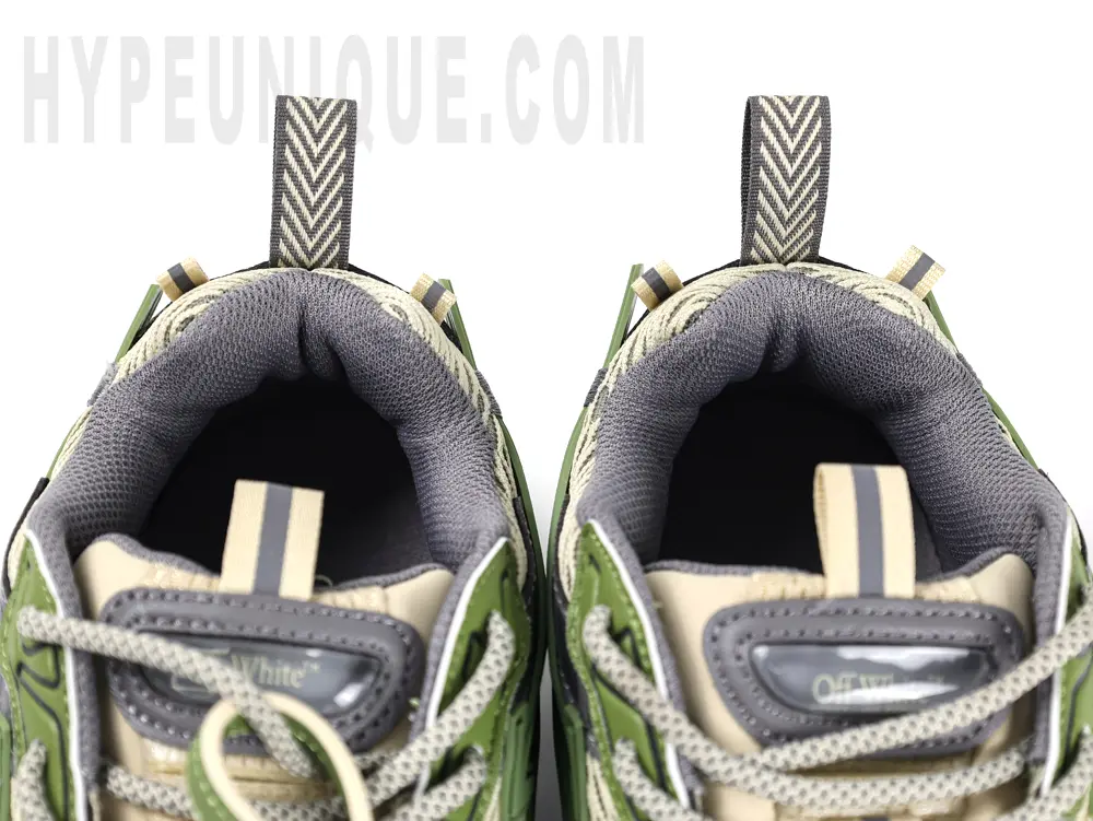 the grey shoe mouth