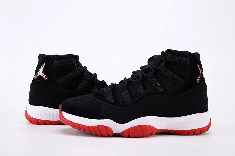 Jordan 11 Retro Bred Velvet