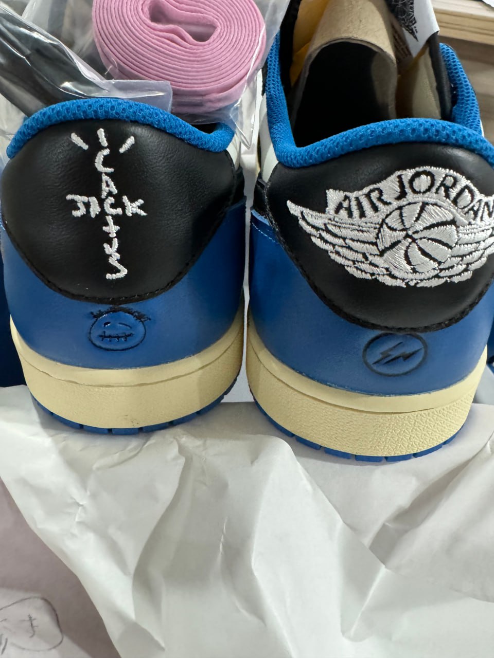 Travis Scott Fragment Design Jordan 1 Sale Version
