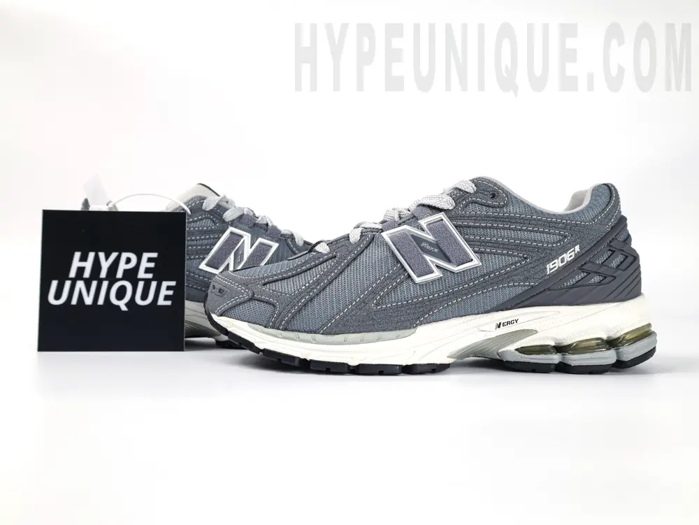 New Balance 1906R ‘Titanium’