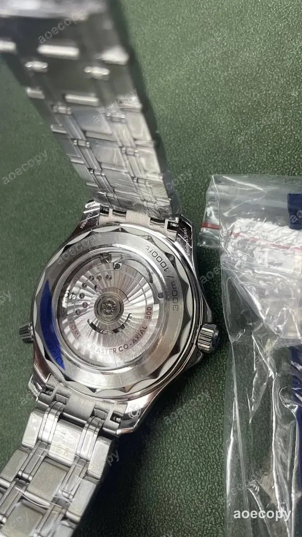 人気モデル オメガ シーマスター ブルー ウォッチ N級品 8800 No.0081